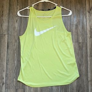 Nike Women’s Small Tank